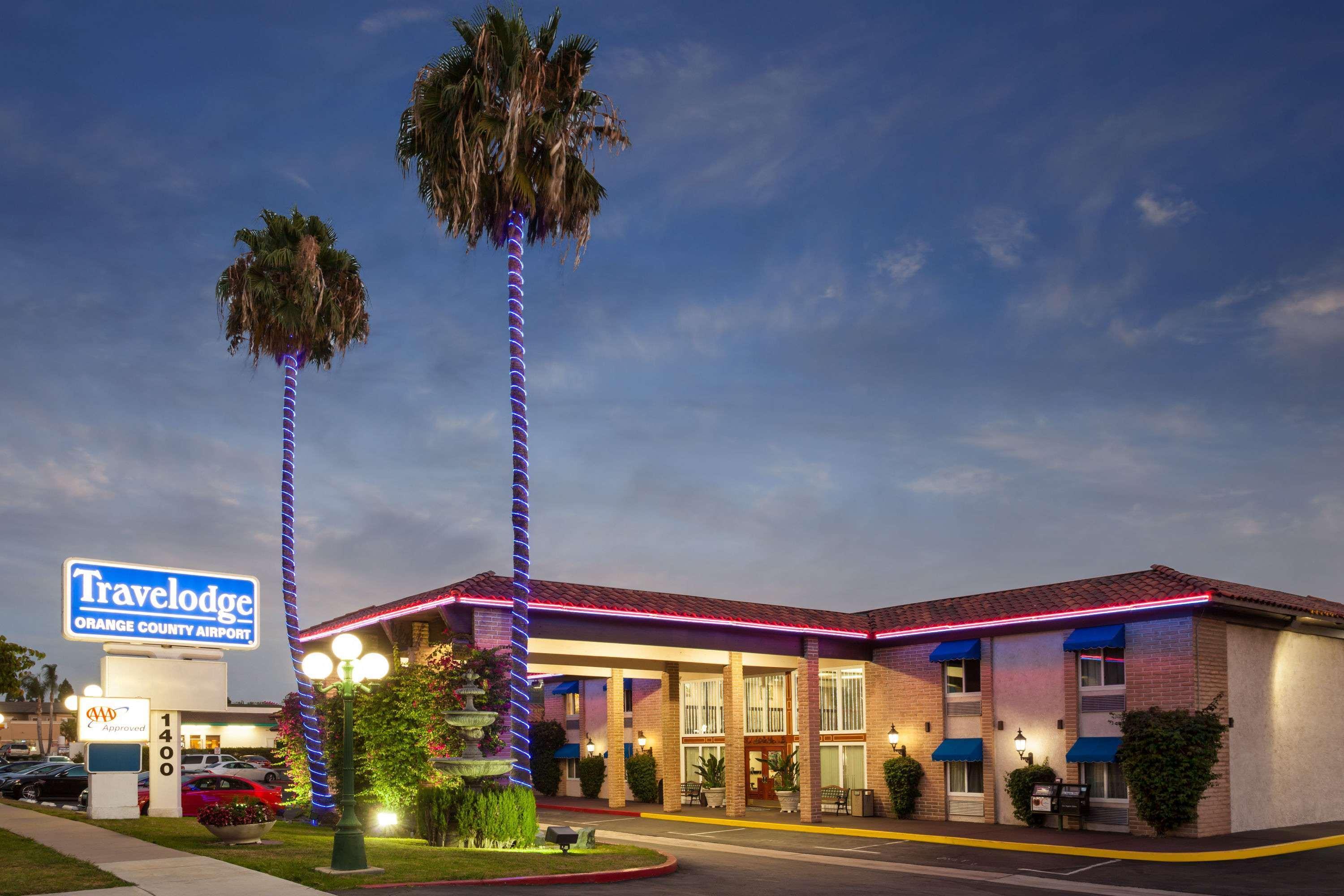 Travelodge By Wyndham Orange County Airport/ Costa Mesa Exterior photo